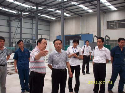 2012.7.12日李國(guó)忠教授到我公司參觀考察、指導(dǎo)工作